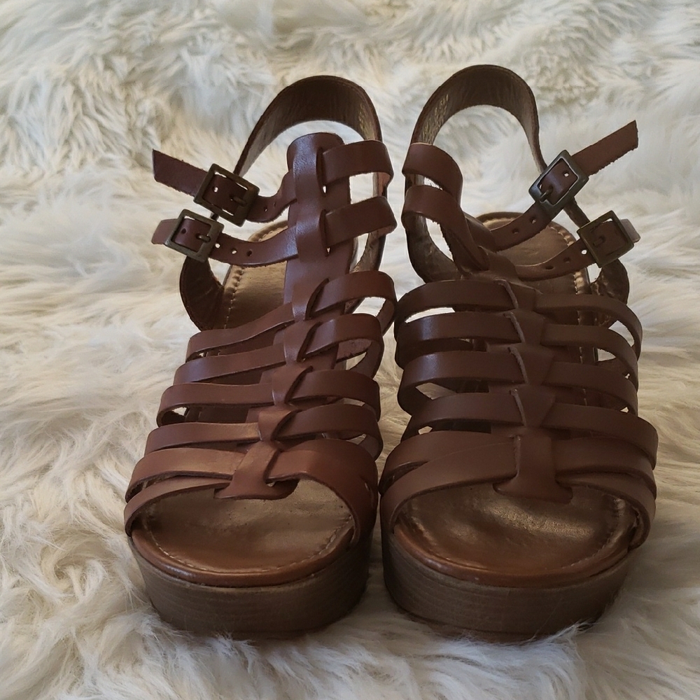 Women's Brown Strappy Sandals